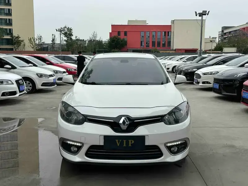 2015 Renault Fluence с пробегом 143 000 км