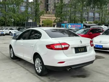 2015 Renault Fluence с пробегом 143 000 км