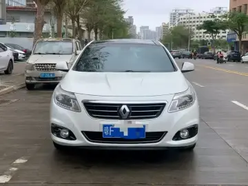 2013 Renault Latitude с пробегом 130 000 км