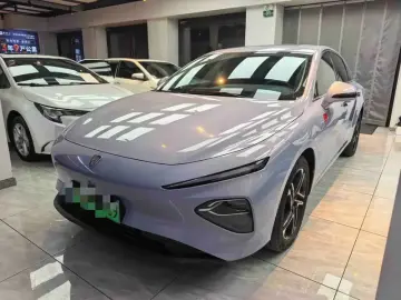 Roewe D7