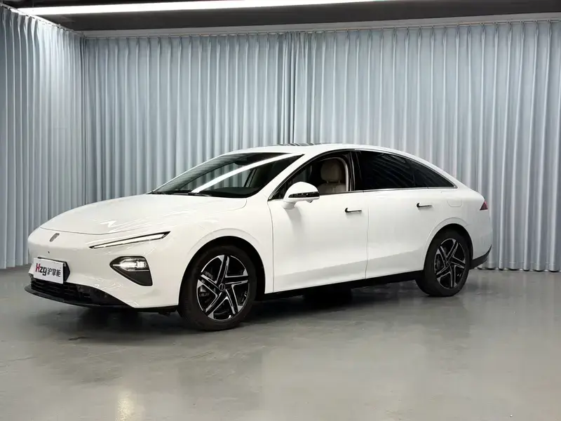 2023 Roewe D7 с пробегом 26 000 км