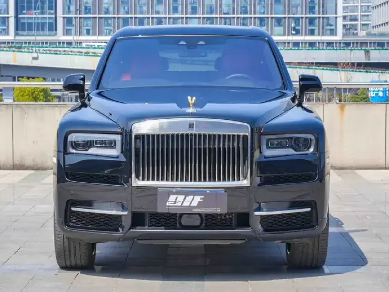 2024 Rolls-Royce Cullinan с пробегом 23 000 км