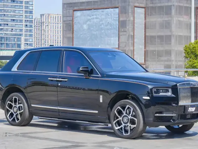 2024 Rolls-Royce Cullinan с пробегом 23 000 км