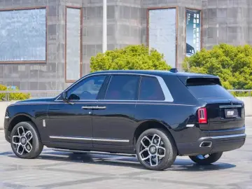 2024 Rolls-Royce Cullinan с пробегом 23 000 км