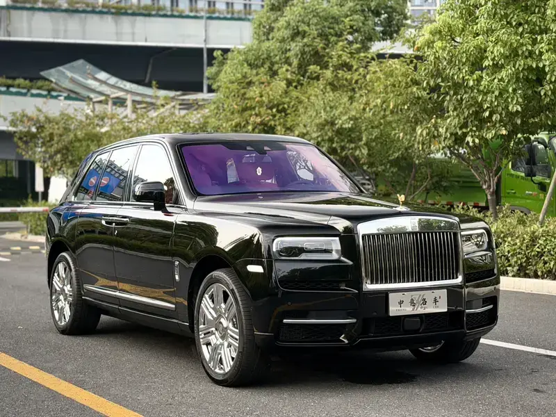 2024 Rolls-Royce Cullinan с пробегом 13 000 км