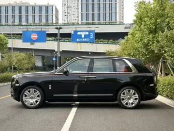 2024 Rolls-Royce Cullinan с пробегом 13 000 км