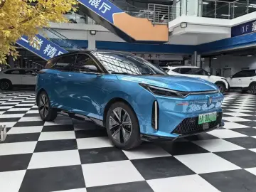 2020 FAW Bestune E01 с пробегом 52 000 км