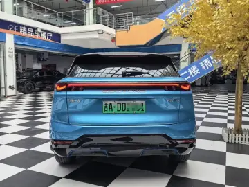 2020 FAW Bestune E01 с пробегом 52 000 км