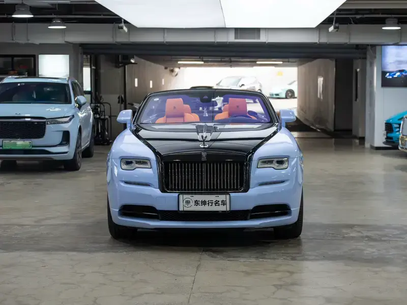 2018 Rolls-Royce Dawn с пробегом 15 900 км