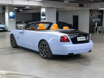 2018 Rolls-Royce Dawn с пробегом 15 900 км