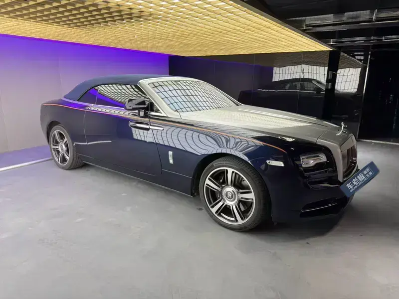 2018 Rolls-Royce Dawn с пробегом 12 800 км