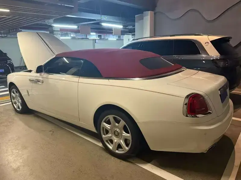 2018 Rolls-Royce Dawn с пробегом 22 000 км