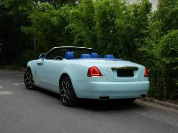 2018 Rolls-Royce Dawn с пробегом 32 000 км