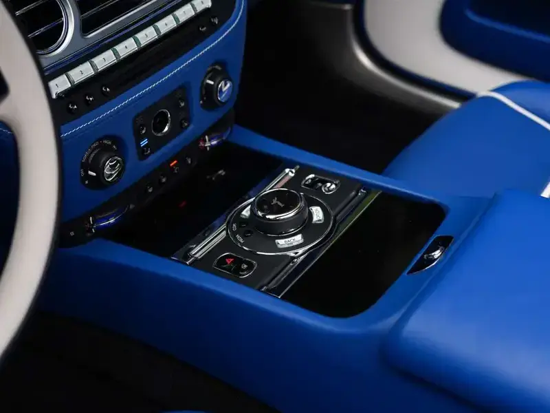 2018 Rolls-Royce Dawn с пробегом 32 000 км