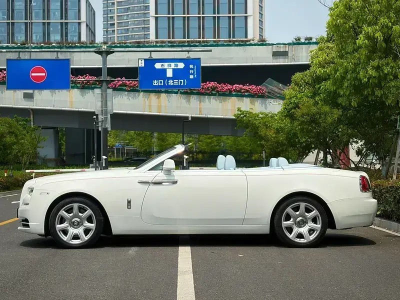 2018 Rolls-Royce Dawn с пробегом 75 000 км