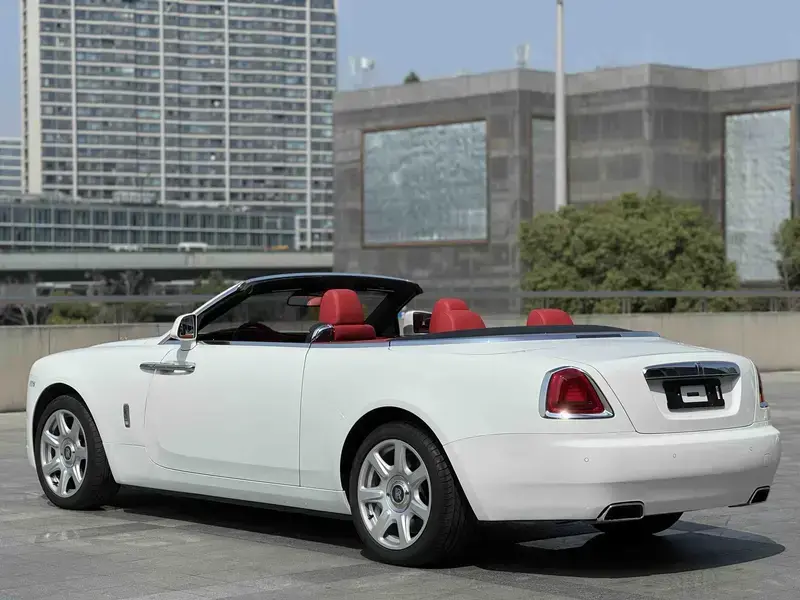 2018 Rolls-Royce Dawn с пробегом 26 000 км