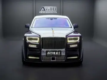 2018 Rolls-Royce Phantom с пробегом 27 000 км