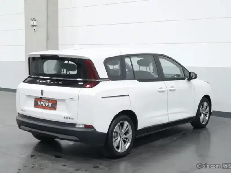 2023 FAW Bestune NAT с пробегом 58 400 км