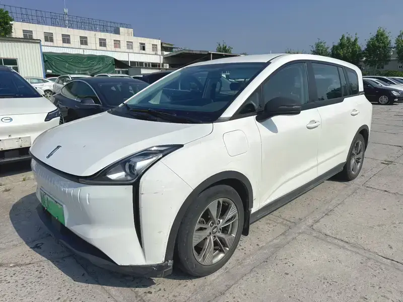 2022 FAW Bestune NAT с пробегом 69 300 км