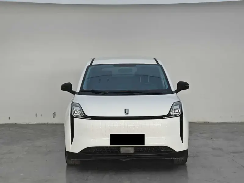 2023 FAW Bestune NAT с пробегом 34 000 км