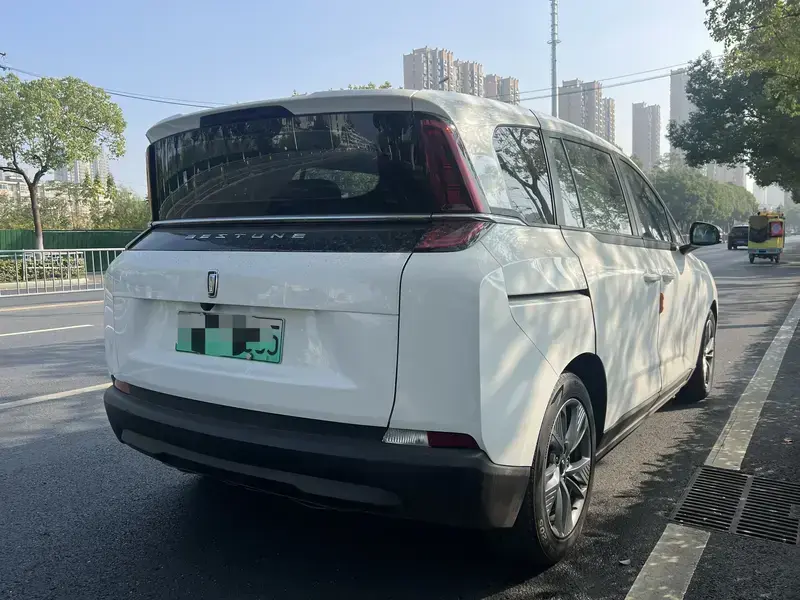 2021 FAW Bestune NAT с пробегом 91 800 км