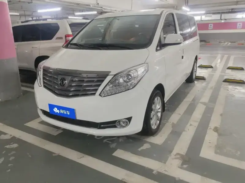 2018 Forthing CM7 с пробегом 14 000 км