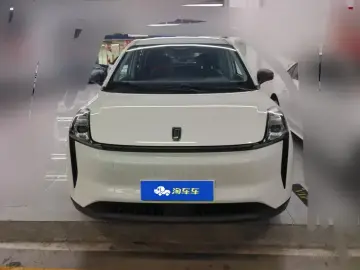 2023 FAW Bestune NAT с пробегом 14 000 км