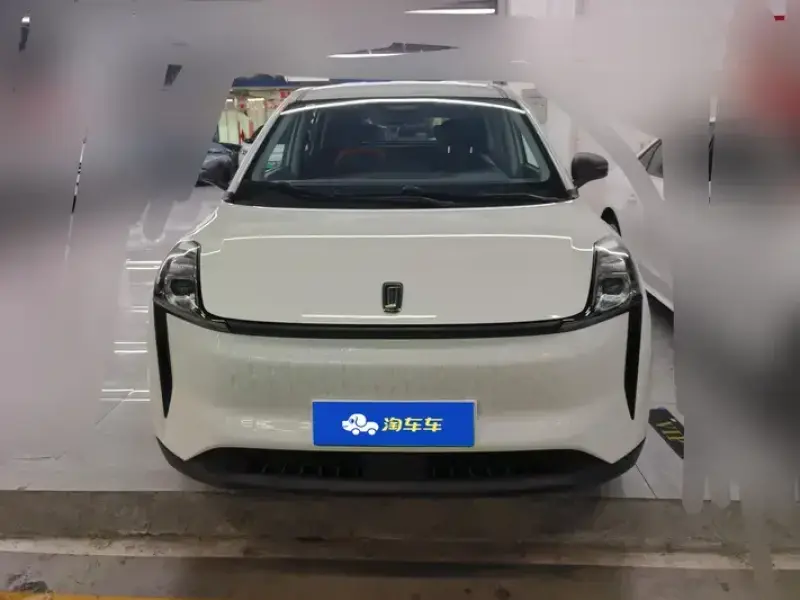 2023 FAW Bestune NAT с пробегом 14 000 км