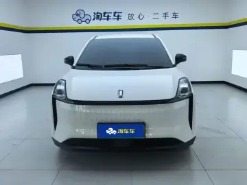 2023 FAW Bestune NAT с пробегом 25 000 км
