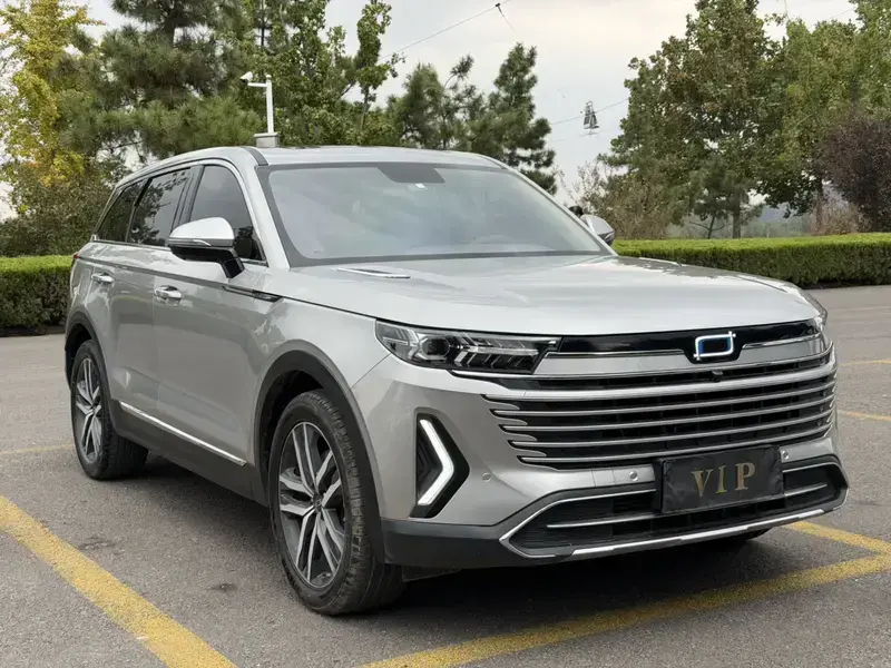 2023 FAW Bestune T99 с пробегом 40 000 км