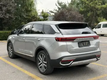 2023 FAW Bestune T99 с пробегом 40 000 км