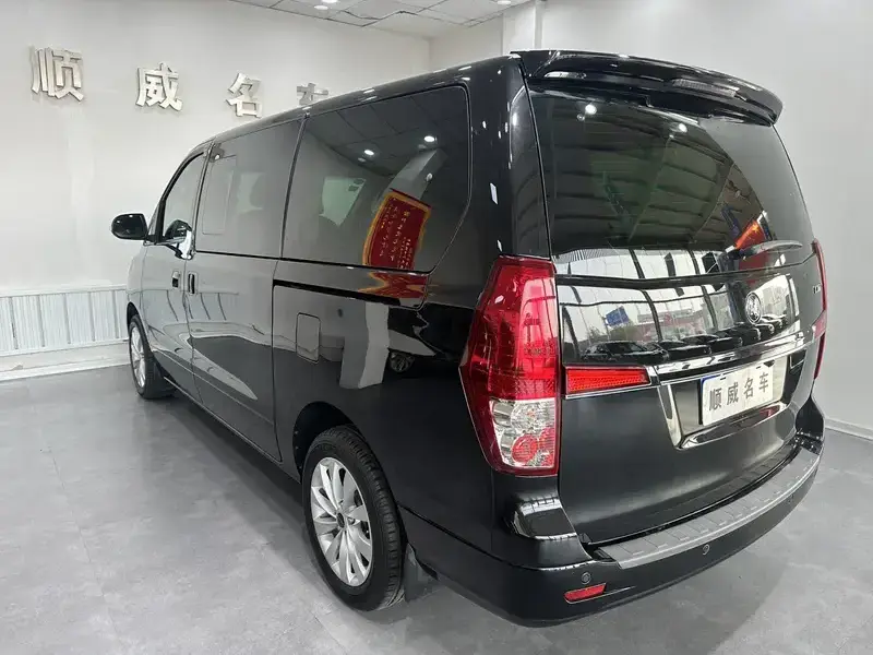 2018 Forthing CM7 с пробегом 40 000 км