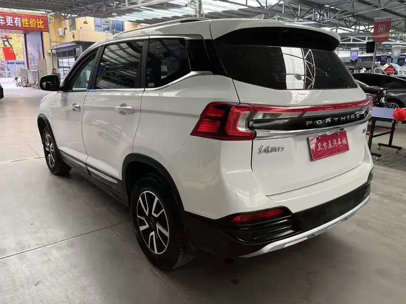 2023 Forthing T5 с пробегом 38 100 км