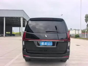 2022 Forthing M7 с пробегом 65 000 км