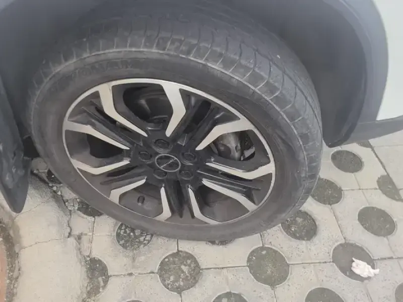 2020 Forthing T5L с пробегом 16 000 км