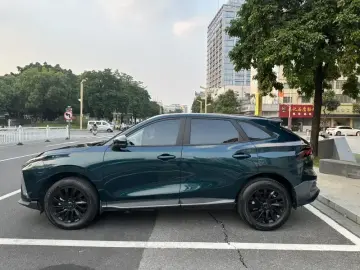 2024 Forthing T5 EVO с пробегом 16 000 км