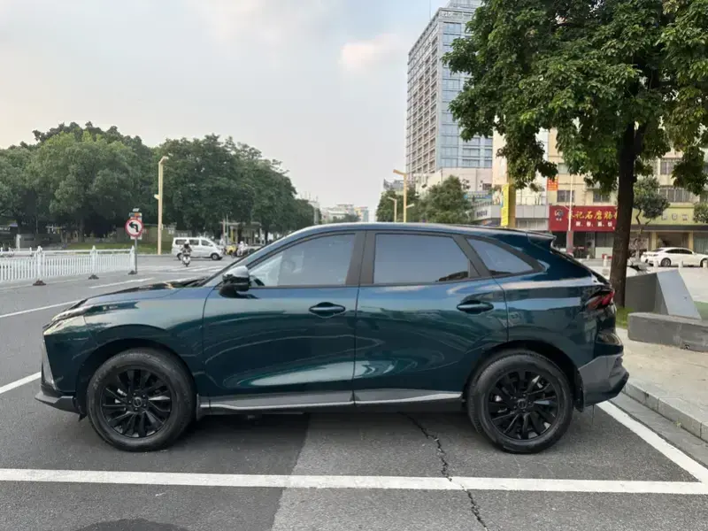 2024 Forthing T5 EVO с пробегом 16 000 км