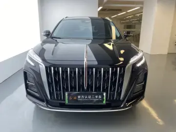 2025 Hongqi HS3 с пробегом 16 700 км