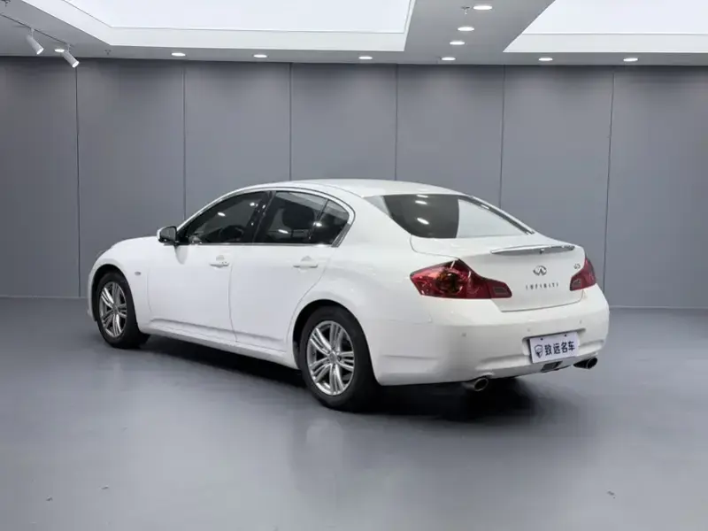 2013 Infiniti G с пробегом 99 000 км