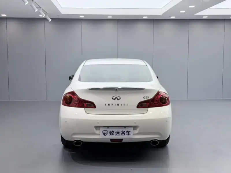 2013 Infiniti G с пробегом 99 000 км
