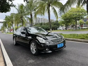 2010 Infiniti G с пробегом 127 000 км