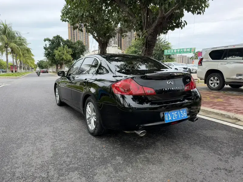 2010 Infiniti G с пробегом 127 000 км