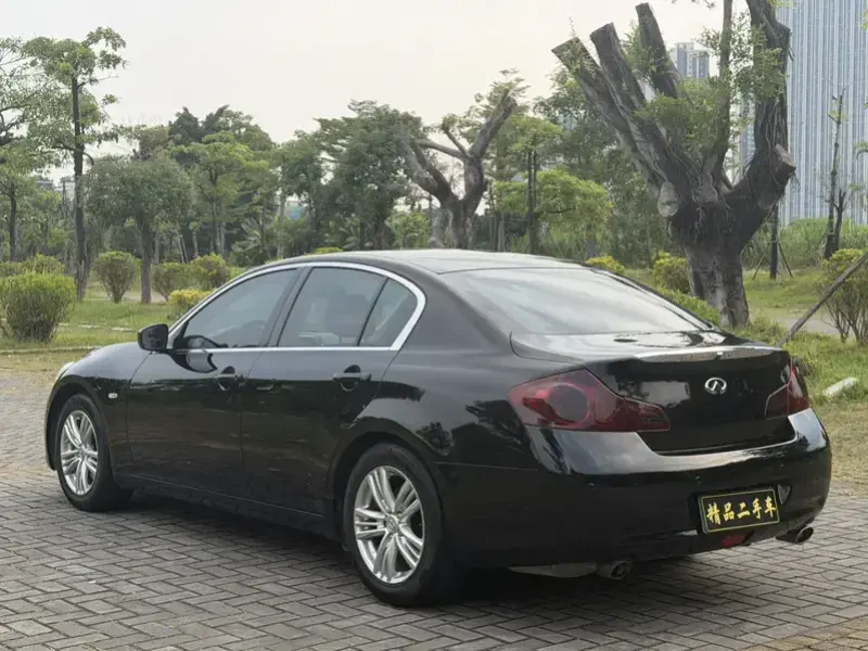 2013 Infiniti G с пробегом 144 000 км
