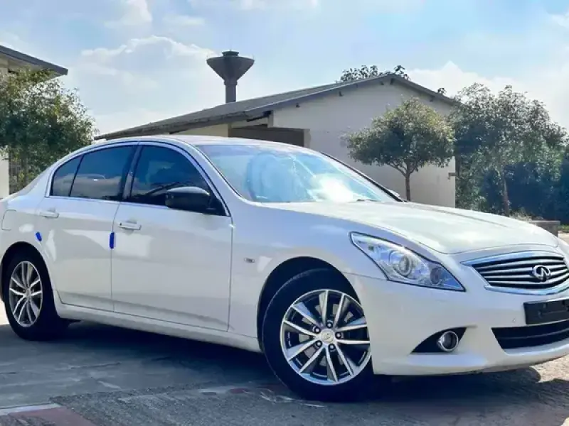 2013 Infiniti G с пробегом 216 000 км