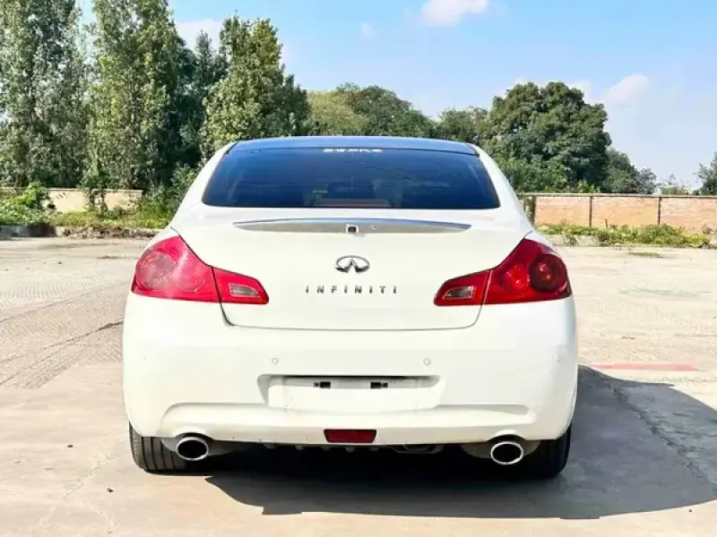2013 Infiniti G с пробегом 216 000 км