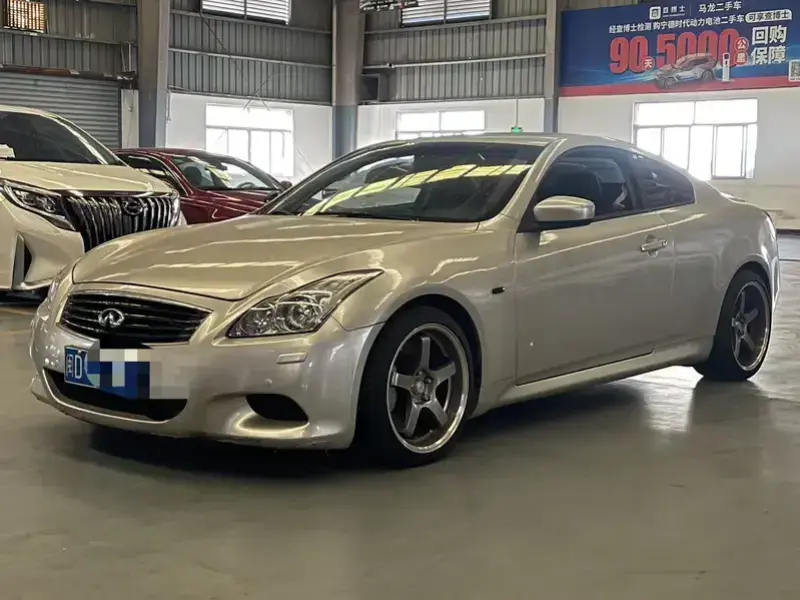 2009 Infiniti G с пробегом 180 000 км