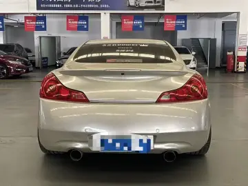 2009 Infiniti G с пробегом 180 000 км