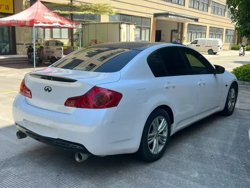2013 Infiniti G с пробегом 150 000 км