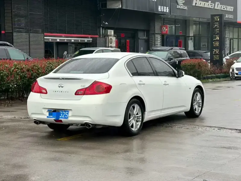 2010 Infiniti G с пробегом 190 000 км