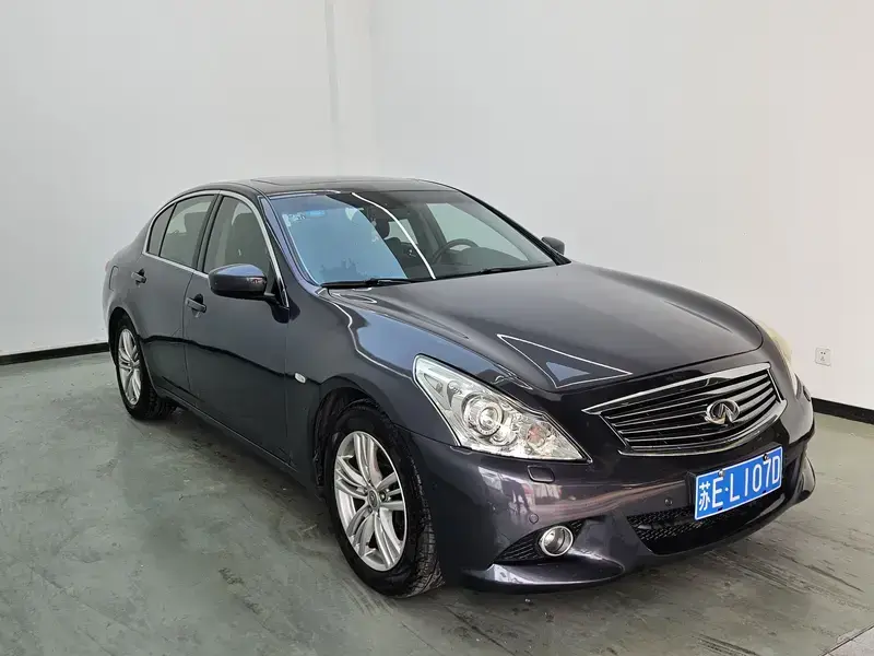 2013 Infiniti G с пробегом 235 000 км